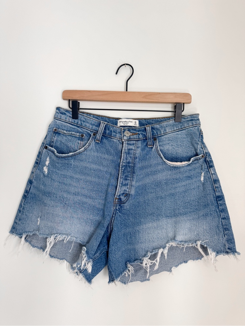 Abercrombie High Rise Dad Short Curve Love Distressed Size 30 Size 10